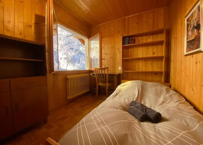 木屋 Family For 8 People, Spacious, Bright 格里翁